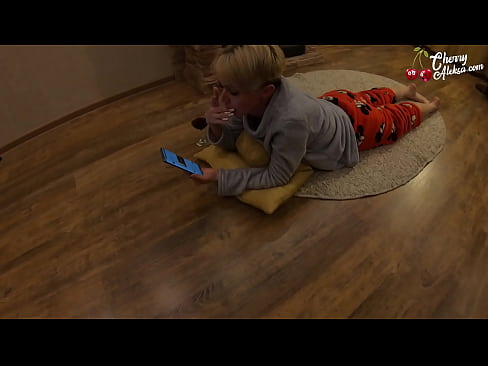 ❤️ Luda plavuša sisa ogroman kurac sisa i poskakuje na njemu - analni seks ❤ Porno na bs.tube-sexer.ru ️❤