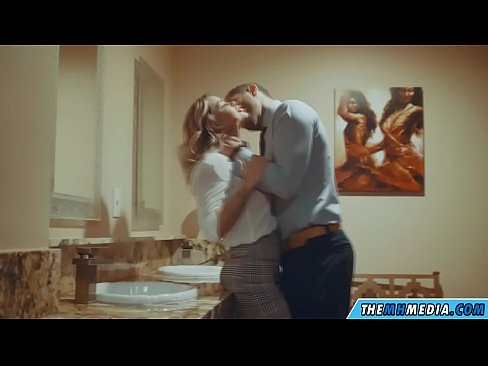 ❤️ Kad te prsata plavuša zavede u javnom toaletu ❤ Porno na bs.tube-sexer.ru ️❤